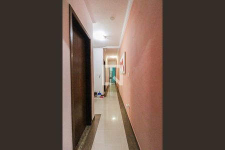 Corredor de casa para alugar com 4 quartos, 260m² em Vila Campanela, São Paulo