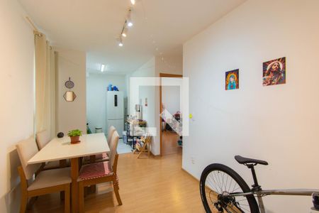 Sala de apartamento para alugar com 2 quartos, 41m² em Igara, Canoas