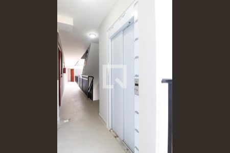 Área comum - Elevador de apartamento à venda com 2 quartos, 43m² em Vila Nova Mazzei, São Paulo