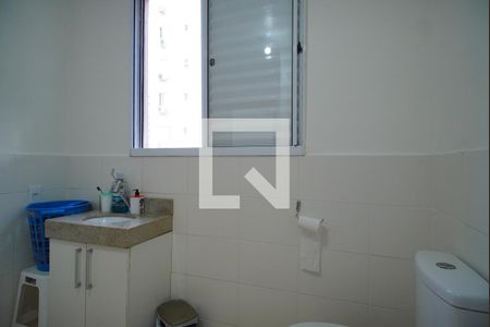 Banheiro de apartamento à venda com 1 quarto, 44m² em Morro Santana, Porto Alegre