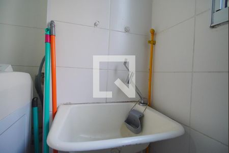 Área de serviço de apartamento à venda com 1 quarto, 44m² em Morro Santana, Porto Alegre
