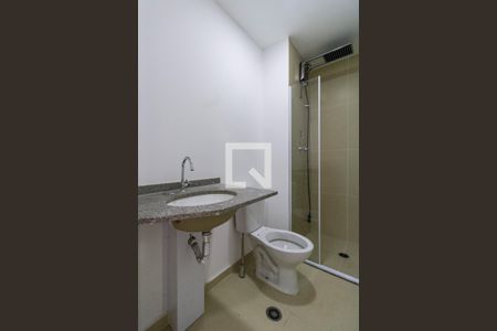 Banheiro de kitnet/studio para alugar com 1 quarto, 25m² em Vila Andrade, São Paulo
