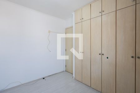 Quarto 1 de apartamento para alugar com 2 quartos, 57m² em Vila Romero, São Paulo