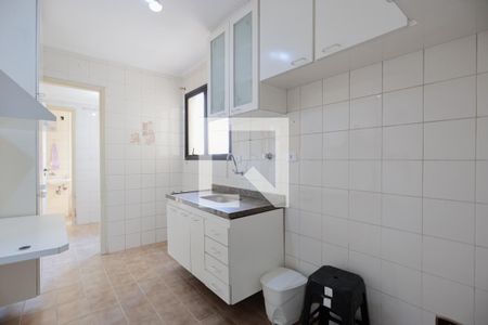 Cozinha de apartamento à venda com 2 quartos, 57m² em Vila Romero, São Paulo