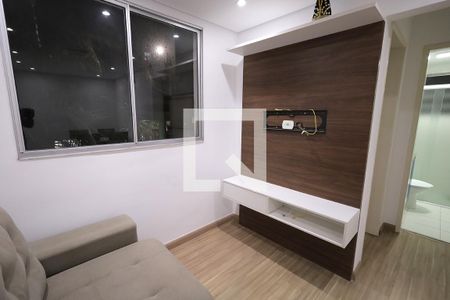 Sala de apartamento para alugar com 2 quartos, 47m² em Parque Sao Vicente, Santo André
