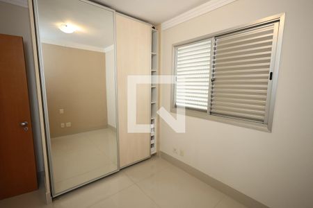 Quarto 2 de apartamento para alugar com 3 quartos, 100m² em Setor Bela Vista, Goiânia