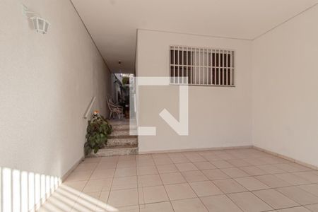 Garagem de casa à venda com 3 quartos, 262m² em Jardim Maringa, São Paulo
