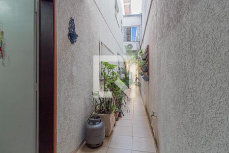 Corredor Externo de casa à venda com 3 quartos, 262m² em Jardim Maringa, São Paulo