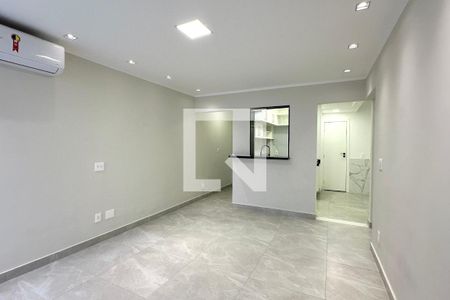 Sala de apartamento à venda com 2 quartos, 70m² em Copacabana, Rio de Janeiro