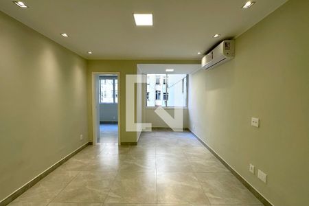 Sala de apartamento à venda com 2 quartos, 70m² em Copacabana, Rio de Janeiro