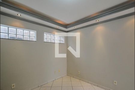 Sala de casa para alugar com 1 quarto, 60m² em Vila Luzita, Santo André