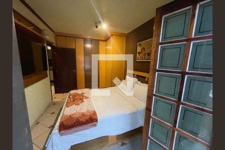 Casa à venda com 3 quartos, 220m² em Vila Camilópolis, Santo André