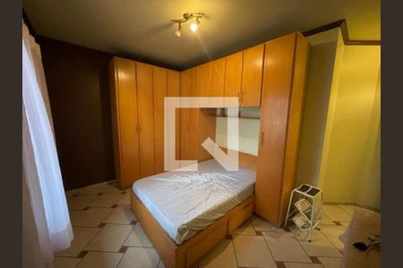 Casa à venda com 3 quartos, 220m² em Vila Camilópolis, Santo André