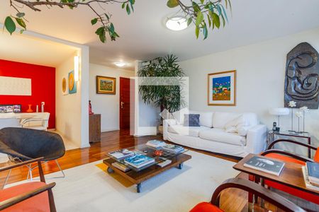Sala de apartamento à venda com 3 quartos, 190m² em Cerqueira César, São Paulo