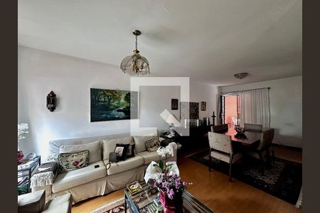 Sala de casa à venda com 3 quartos, 132m² em Brooklin Novo, São Paulo