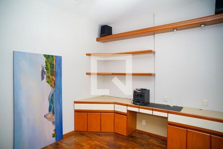 Quarto 2 de apartamento à venda com 3 quartos, 200m² em Icaraí, Niterói