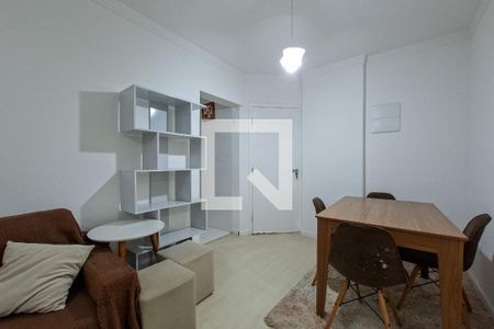 Sala de apartamento para alugar com 2 quartos, 70m² em Canto do Forte, Praia Grande