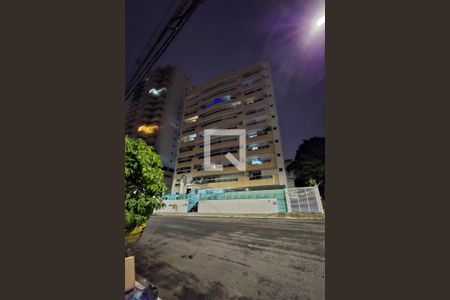 Fachada do Prédio de apartamento para alugar com 2 quartos, 70m² em Canto do Forte, Praia Grande