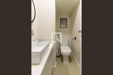 Lavabo de apartamento à venda com 3 quartos, 140m² em Humaitá, Rio de Janeiro