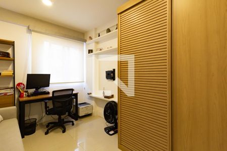 Escritório de apartamento à venda com 3 quartos, 140m² em Humaitá, Rio de Janeiro