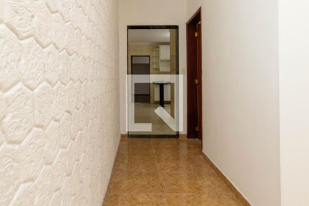 Corredor interno acesso aos quartos de casa à venda com 1 quarto, 125m² em Chácara Belenzinho, São Paulo
