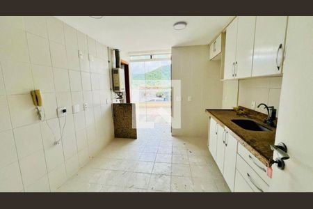 Apartamento à venda com 3 quartos, 200m² em Itaipu, Niterói