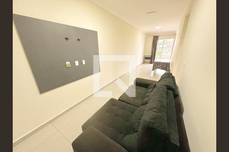 Sala de TV de apartamento para alugar com 2 quartos, 65m² em Ingleses do Rio Vermelho, Florianópolis