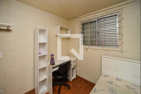 Quarto 2 de apartamento para alugar com 2 quartos, 40m² em Rubem Berta, Porto Alegre