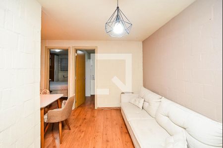 Sala de apartamento para alugar com 2 quartos, 40m² em Rubem Berta, Porto Alegre