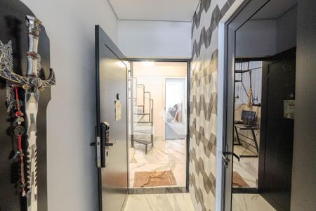 Corredor de casa à venda com 4 quartos, 201m² em Bela Vista, São Paulo