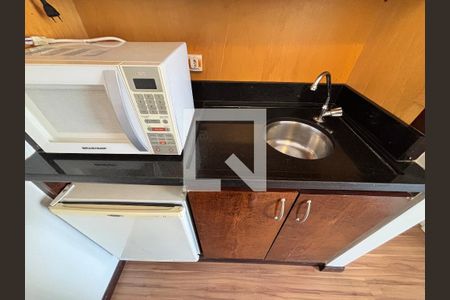 Sala/Cozinha de apartamento para alugar com 1 quarto, 69m² em Moema, São Paulo