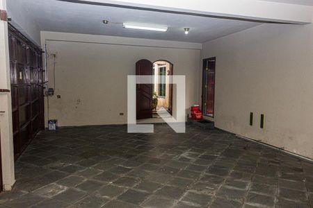 Garagem de casa à venda com 4 quartos, 525m² em Interlagos, São Paulo