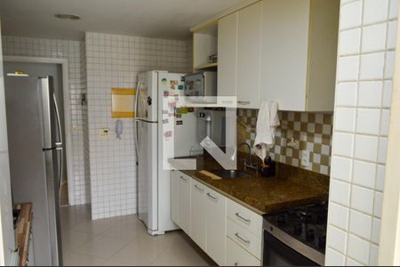 Cozinha de apartamento à venda com 3 quartos, 102m² em Barra Olímpica, Rio de Janeiro
