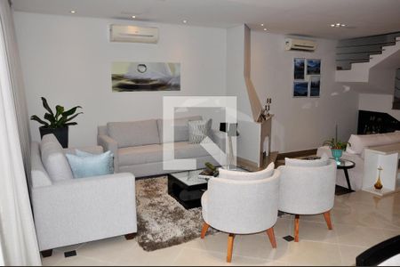 Detalhe - Sala de casa à venda com 3 quartos, 320m² em City América, São Paulo