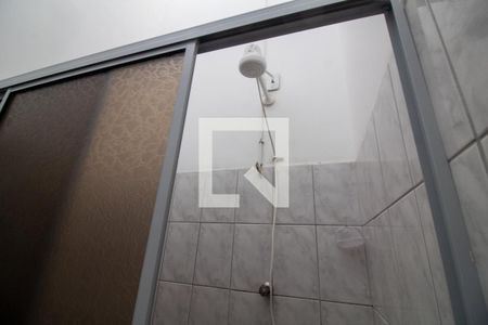 Banheiro de casa à venda com 1 quarto, 95m² em Jardim Aeroporto, São Paulo