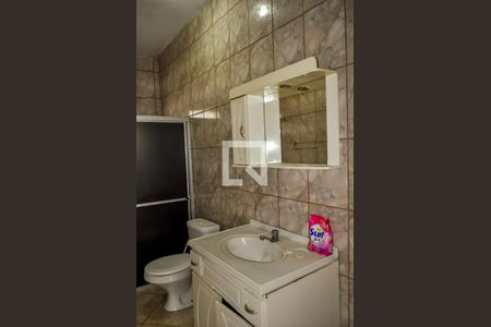 Casa à venda com 90m², 3 quartos e 2 vagas Casa à venda com 90m², 3 quartos e 2 vagasBanheiro