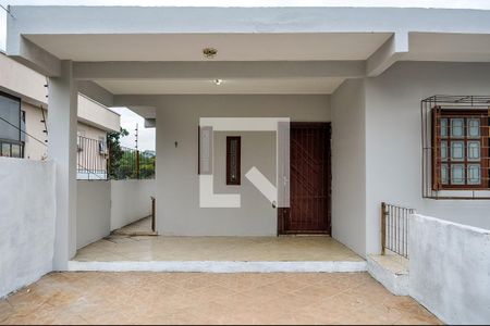Garagem de casa à venda com 3 quartos, 90m² em Vila Nova, Porto Alegre