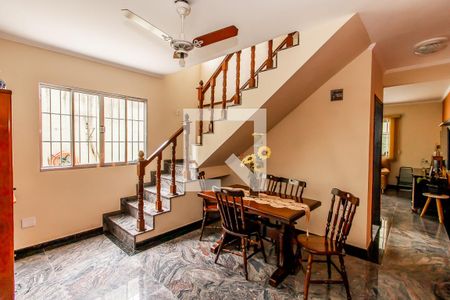 Sala de casa à venda com 4 quartos, 150m² em Vila Rio Branco, São Paulo