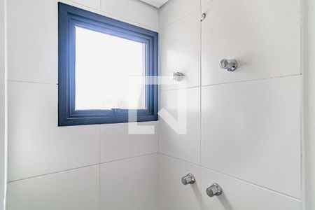 Banheiro de apartamento à venda com 1 quarto, 35m² em Vila Sonia, São Paulo