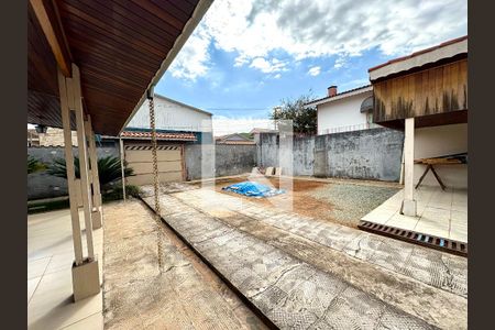 Quintal com Churrasqueira de casa à venda com 3 quartos, 750m² em Parque Sao Luiz, Jundiaí