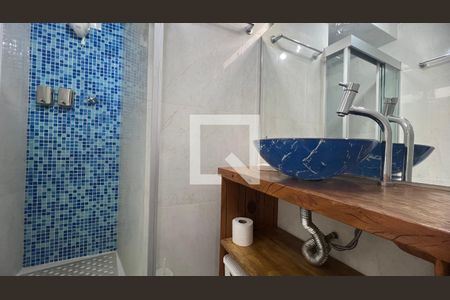 Banheiro de kitnet/studio à venda com 1 quarto, 30m² em Jardim Paulista, São Paulo