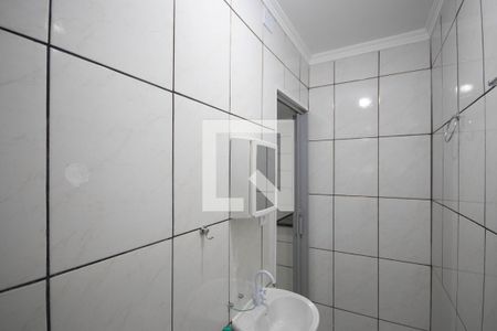 Banheiro de casa para alugar com 2 quartos, 35m² em Jardim Brasil (zona Norte), São Paulo