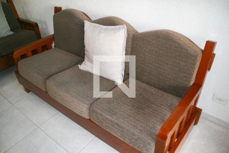 Sala de apartamento para alugar com 2 quartos, 80m² em Guilhermina, Praia Grande