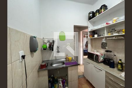 Cozinha de apartamento à venda com 2 quartos, 65m² em Higienópolis, Rio de Janeiro