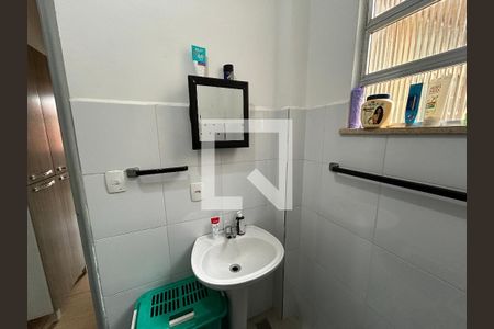 Banheiro de apartamento à venda com 2 quartos, 65m² em Higienópolis, Rio de Janeiro