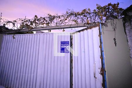 Fachada/Placa de casa para alugar com 2 quartos, 80m² em Setor Sul, Goiânia