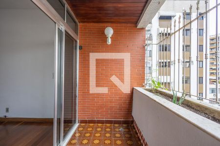 Sala Varanda de apartamento à venda com 3 quartos, 110m² em Tijuca, Rio de Janeiro