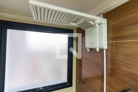 Banheiro de apartamento para alugar com 3 quartos, 56m² em Padroeira, Osasco