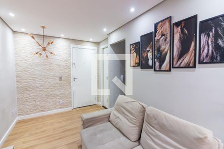 Sala  de apartamento para alugar com 3 quartos, 56m² em Padroeira, Osasco