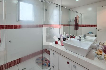 Apartamento à venda com 150m², 3 quartos e 3 vagasBanheiro da Suíte 1